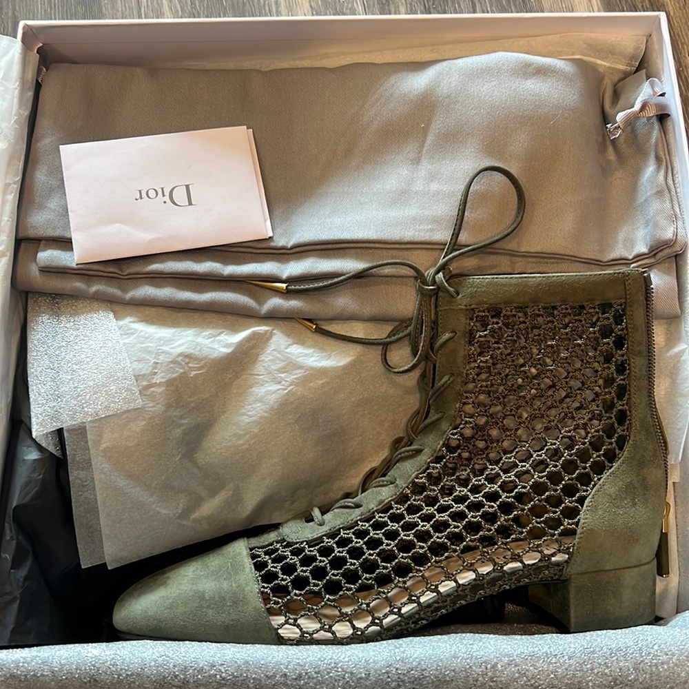 Dior Naughtily Y-D ankle boots, brand new 🔥